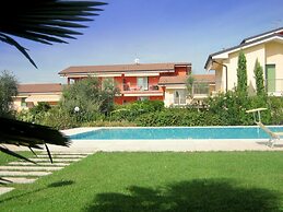 Holiday Home with Nicely Decorated Interior near Lake Garda