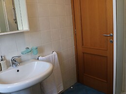 Holiday Home with Nicely Decorated Interior near Lake Garda