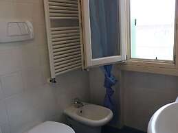 Holiday Home with Nicely Decorated Interior near Lake Garda