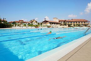 Resort Apartment w/ Pool