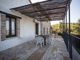 Apartment in Ascoli Piceno With Swimming Pool