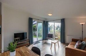 Cozy Chalet at Holiday Park Fort den Haak