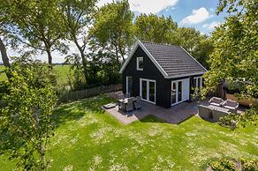 Holiday Home in Vrouwenpolder With Garden