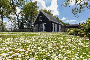 Holiday Home in Vrouwenpolder With Garden