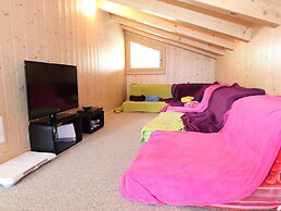 Charming Chalet With Open Fireplace