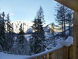 Charming Chalet With Open Fireplace