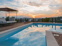 Lovely Apartment in Ascoli Piceno with Hot Tub