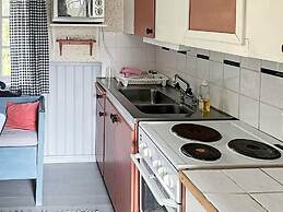 Nostalgic Island Idyll in Aaeu