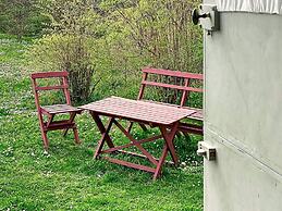 Nostalgic Island Idyll in Aaeu