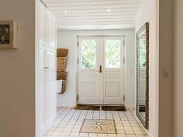 Cosy Retreat in Henne Strand-by Traum