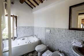 Hillside Retreat in San Savino