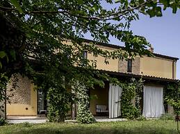 Belvilla by OYO Ginestra