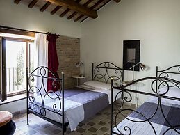 Belvilla by OYO Ginestra