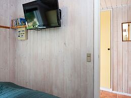 Secluded Harbor Cottage-by Traum