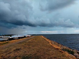 Secluded Harbor Cottage-by Traum