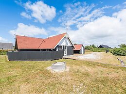 6 Person Holiday Home on a Holiday Park in Hvide Sande