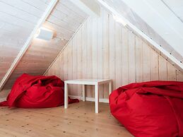 6 Person Holiday Home on a Holiday Park in Hvide Sande