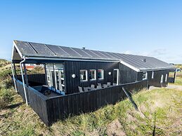 8 Person Holiday Home on a Holiday Park in Hvide Sande