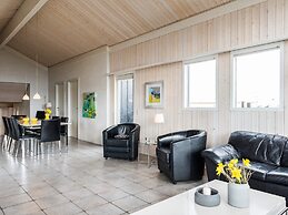 8 Person Holiday Home on a Holiday Park in Hvide Sande