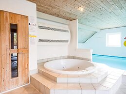 Luxurious Pool Retreat in Blavand-by Traum