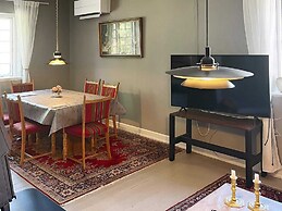 Historic Water Tower Retreat-by Traum
