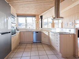 Seaside Serenity in Aaeurgab With Sauna-by Traum