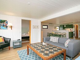 Modern Retreat in Klitgards-by Traum