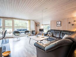 Bright Cottage With Covered Terrace-by Traum