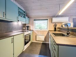 Bright Cottage With Covered Terrace-by Traum