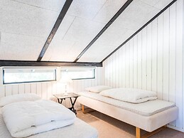 5 Person Holiday Home in Hemmet