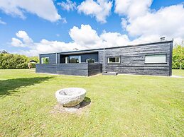 6 Person Holiday Home in Hemmet