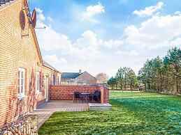 8 Person Holiday Home in Tarm