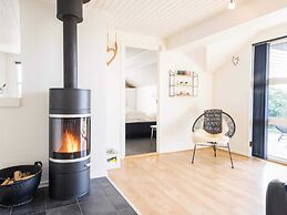 Tranquil Oasis in Henne Strand-by Traum