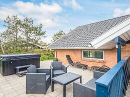 Tranquil Oasis in Henne Strand-by Traum