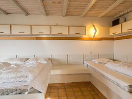 Seaside Charm With Spa and Sauna-by Traum