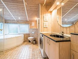 6 Person Holiday Home in Tarm