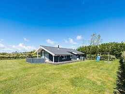 6 Person Holiday Home in Tarm