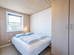 Luxurious Retreat With Spa and Sauna-by Traum