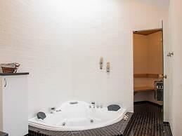 8 Person Holiday Home in Tarm