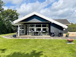 Secluded Cozy Cottage-by Traum