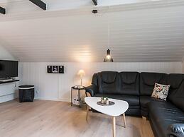8 Person Holiday Home on a Holiday Park in Blåvand
