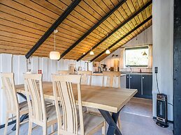 Cozy Cottage Retreat in Houstrup-by Traum