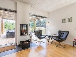 6 Person Holiday Home in Henne