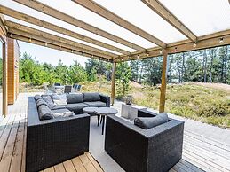 6 Person Holiday Home in Henne