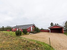 6 Person Holiday Home in Tarm