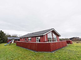 6 Person Holiday Home in Tarm