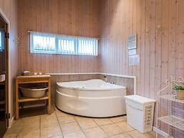 6 Person Holiday Home in Tarm