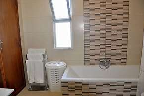 Villa in Vilamoura Near Beaches and Golf
