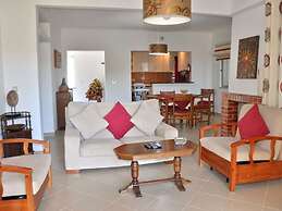 Charming Villa in Vilamoura With Private Pool