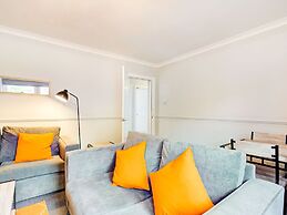 Graceful Apartment in Greenock near Newark Castle